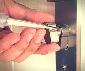 community Locksmith Store Tomball, TX 281-712-2901 - lock-locksmiths